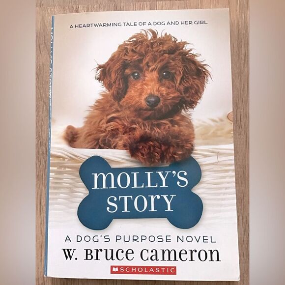 Molly’s Story W. Bruce Cameron Book - Picture 2 of 4